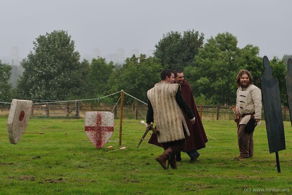 Scotland's Festival of History 17th & 18th August 2013 - Tournament of archers